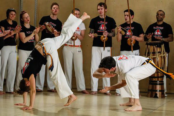 Capoeira Schnupperworkshop: Eintauchen in Musik, Bewegung, Kultur